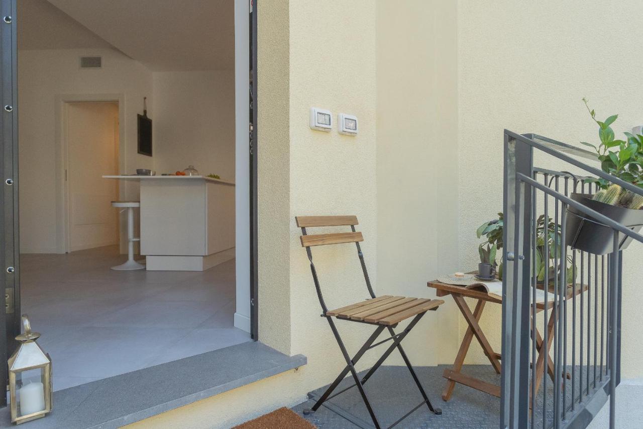 Ginepro & Salvia Apartments In Como By Rent All Como Bagian luar foto