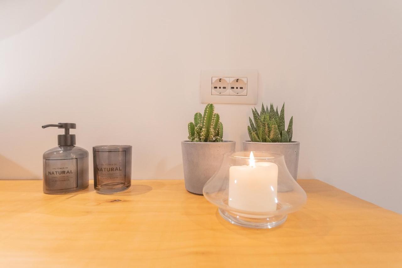 Ginepro & Salvia Apartments In Como By Rent All Como Bagian luar foto